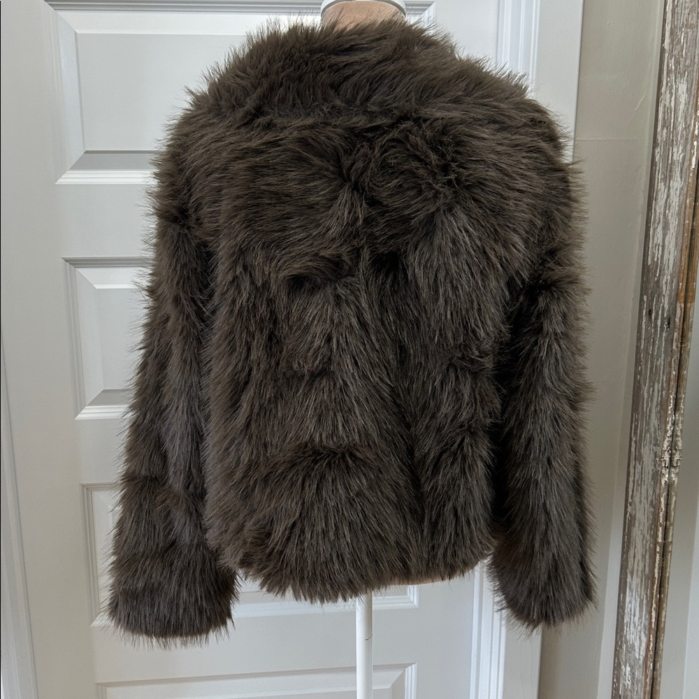 HYFVE Chocolate Teddy Jacket - Picture 4 of 7